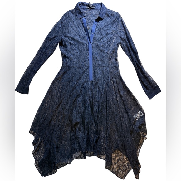 NWT BCBGMAXAZRIA Beatryce Navy Floral Lace Dress - Size 10 - Picture 3 of 9